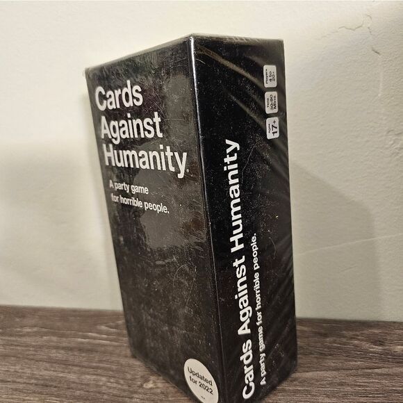 Cards Against Humanity Updated Edition v2.4 NEW!! - Picture 2 of 4